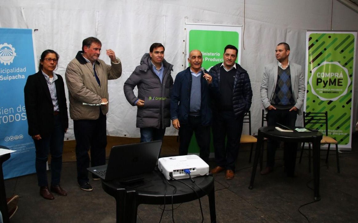 Participación en la Expo de Suipacha - Autoridades